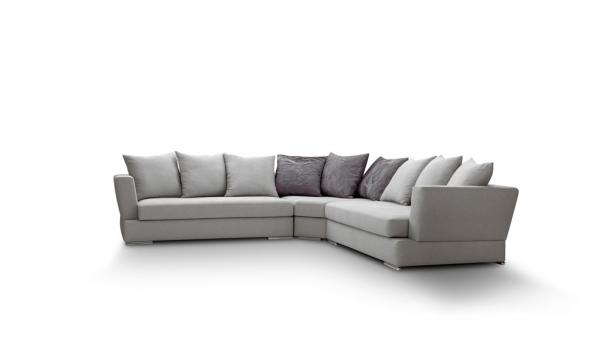 Corner sofa (dimensions 2,90 x 2,90).